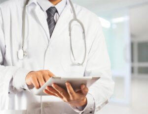 TOPMIND lança solução para otimizar hospitais e clínicas