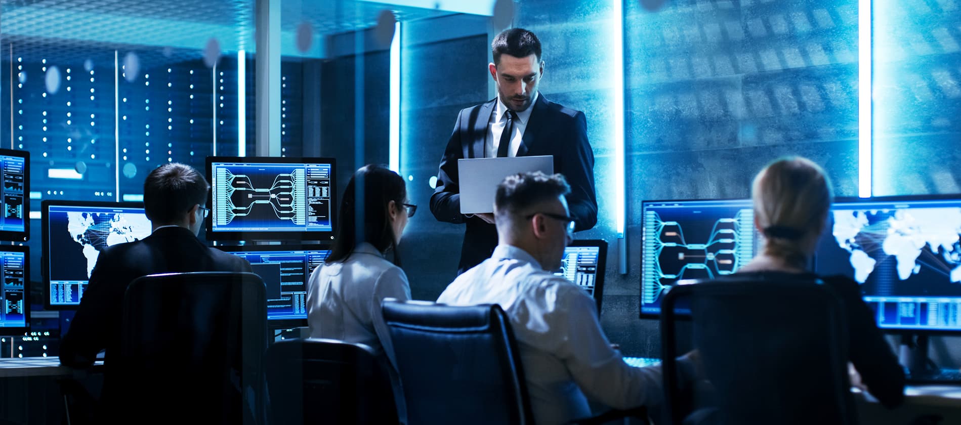 TOPMIND anuncia parceria com Schneider Electric em End User Support para América do Sul