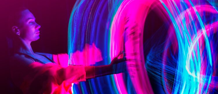 Tech Trends 2024: Inteligência Artificial, Realidades Imersivas, Cibersegurança e a Ascensão do IoT