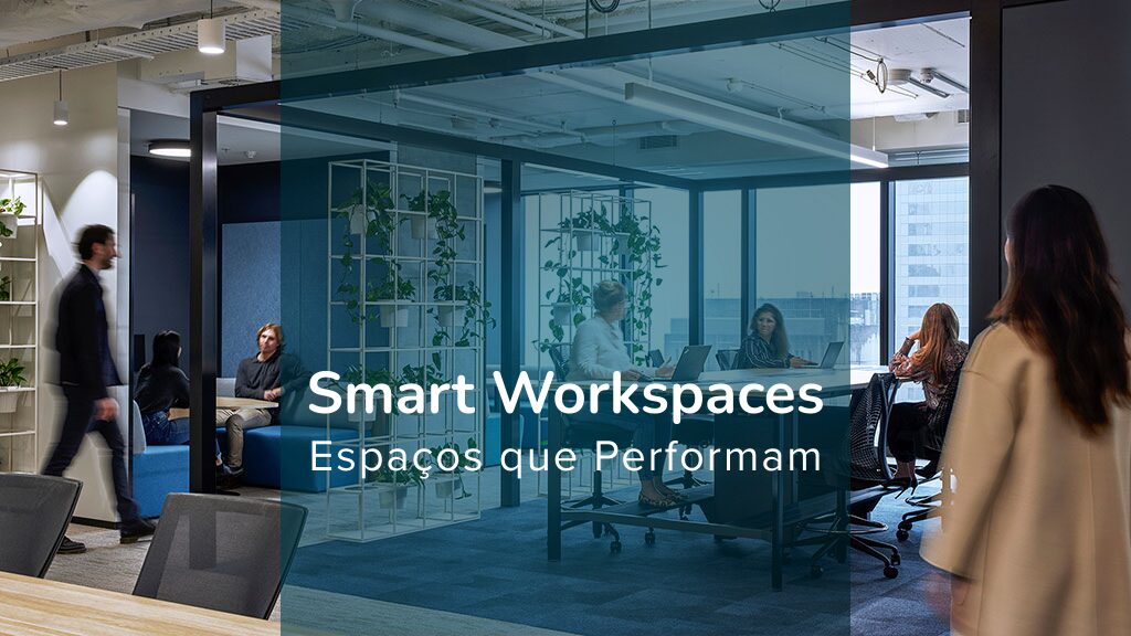 Escritório moderno, com detalhes azul TOPMIND. Pessoas trabalhando de forma organizada e eficiente com trajes elegantes. Plano principal o tema da campanha: "Smart Workspaces: Espaços que performam".